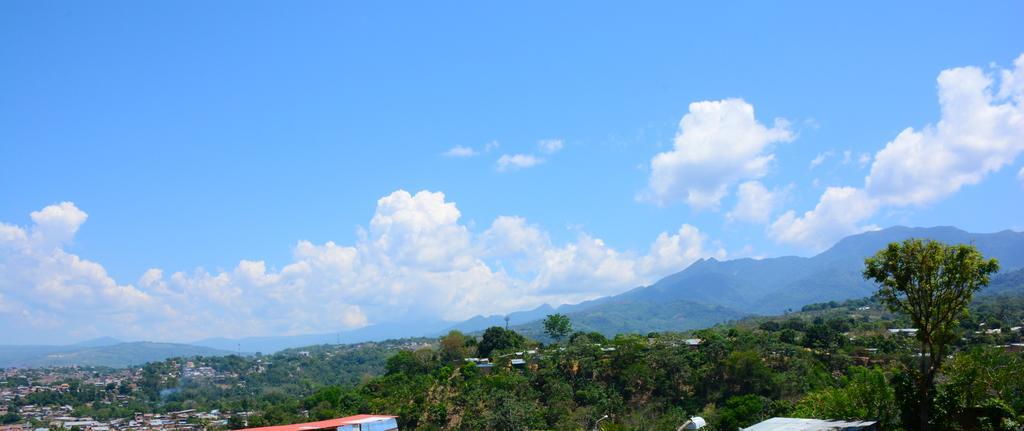 La Casa Del Italiano Bed & Breakfast Tarapoto Ngoại thất bức ảnh