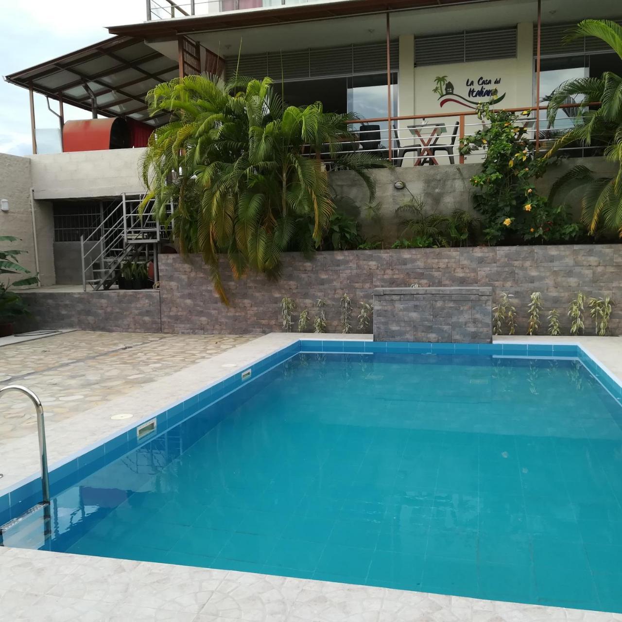 La Casa Del Italiano Bed & Breakfast Tarapoto Ngoại thất bức ảnh